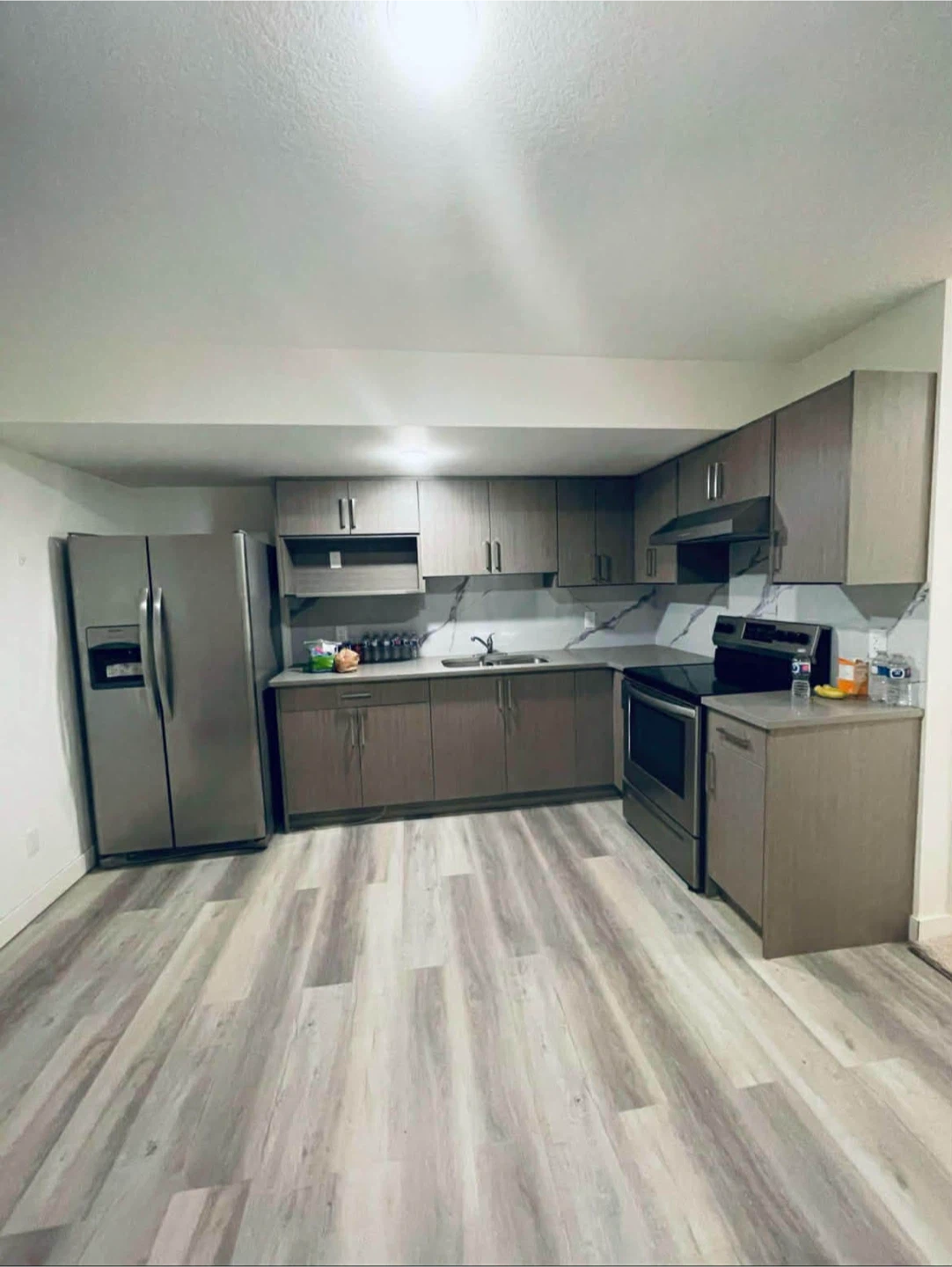 1 bedroom besement suite