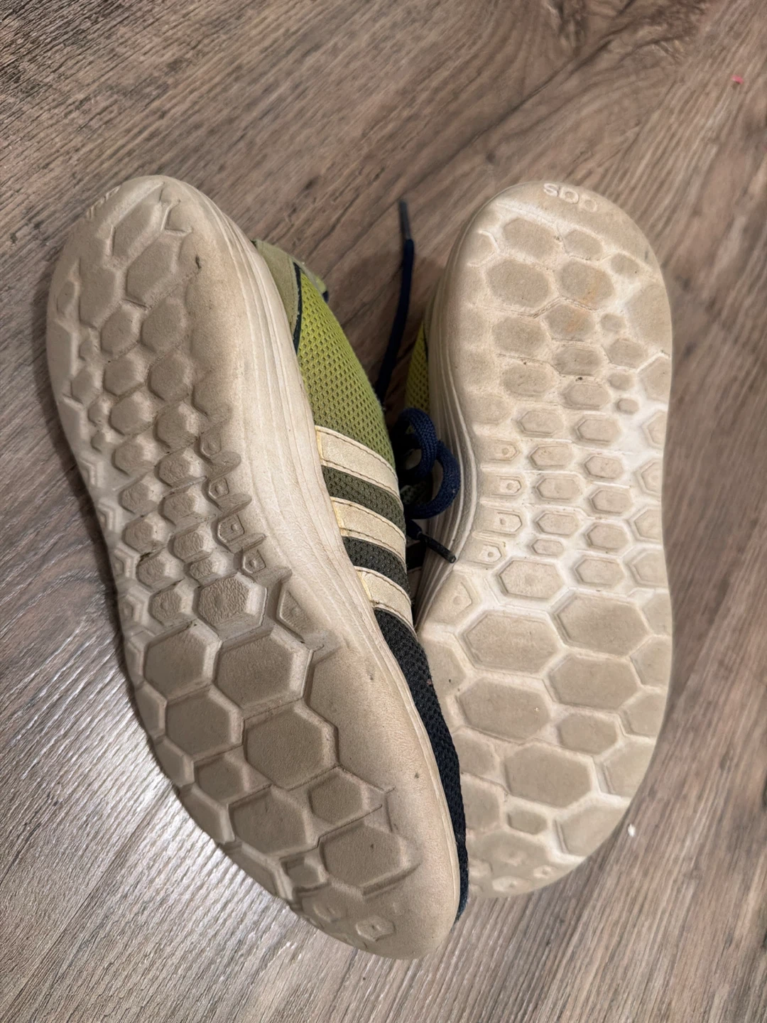 🥕Adidas Runners size 3 1/2 - photo 2