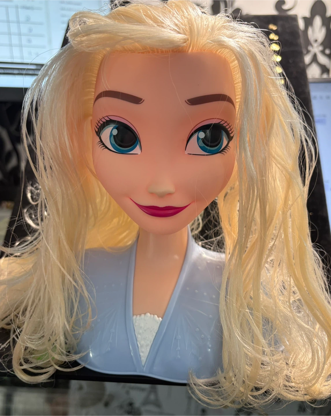 Elsa Styling Head Doll