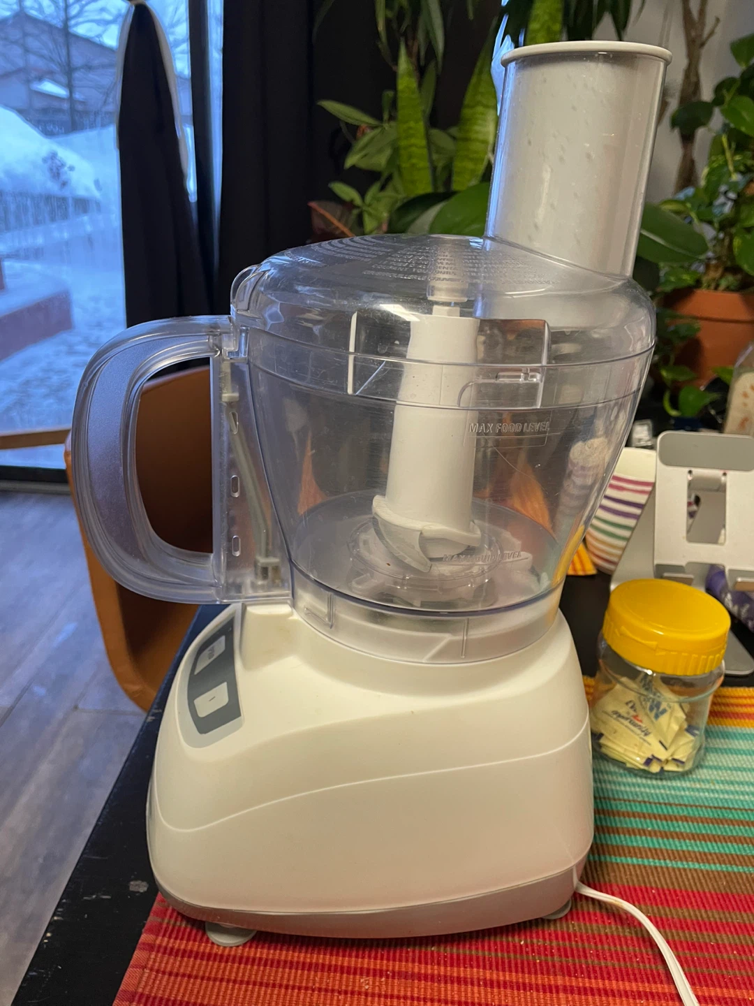 Black & Decker 8-Cup Food Processor - Like New! - photo 3