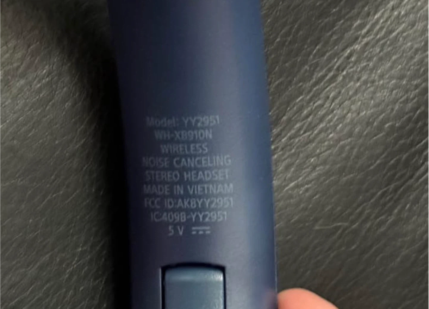 Sony ANC Headphones - photo 4