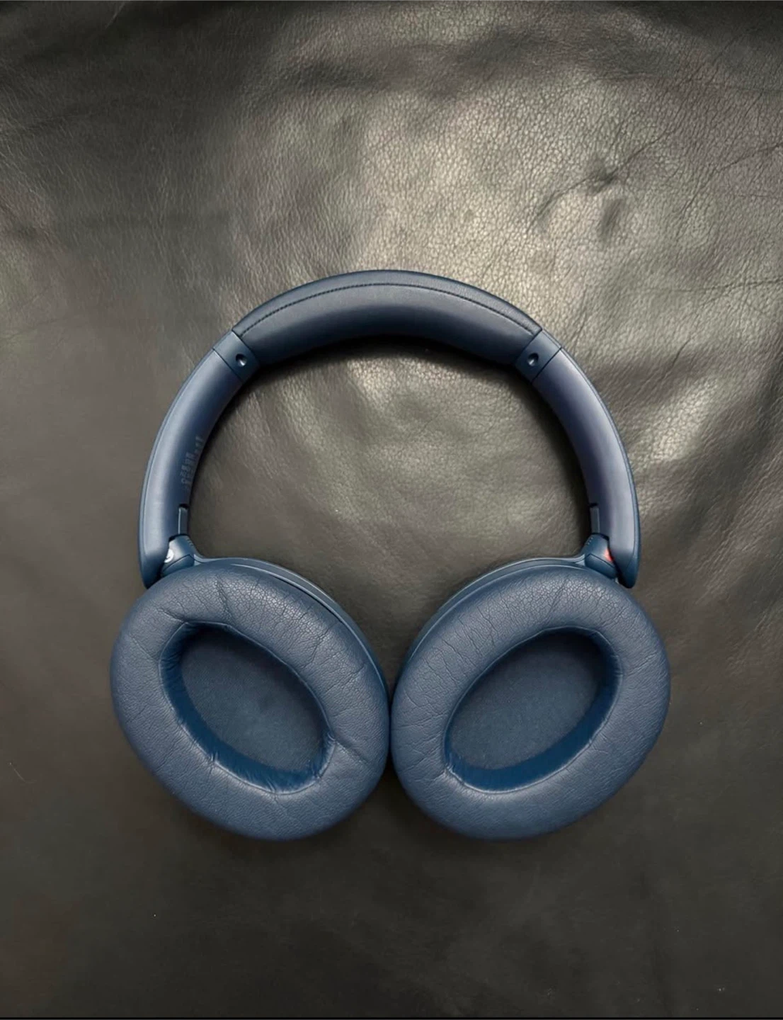 Sony ANC Headphones - photo 3