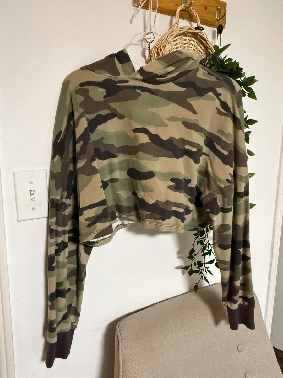 H&M Divided Camo Crop Hoodie - Size S