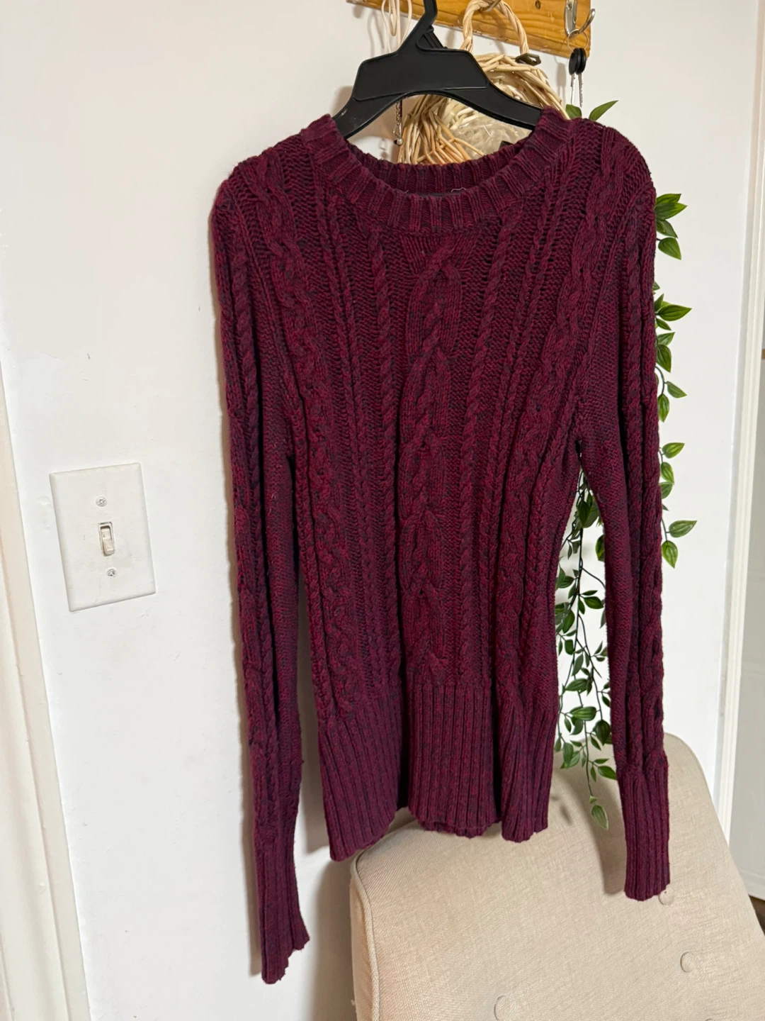 Talbot & Great Neck Cable Knit Sweater - XS