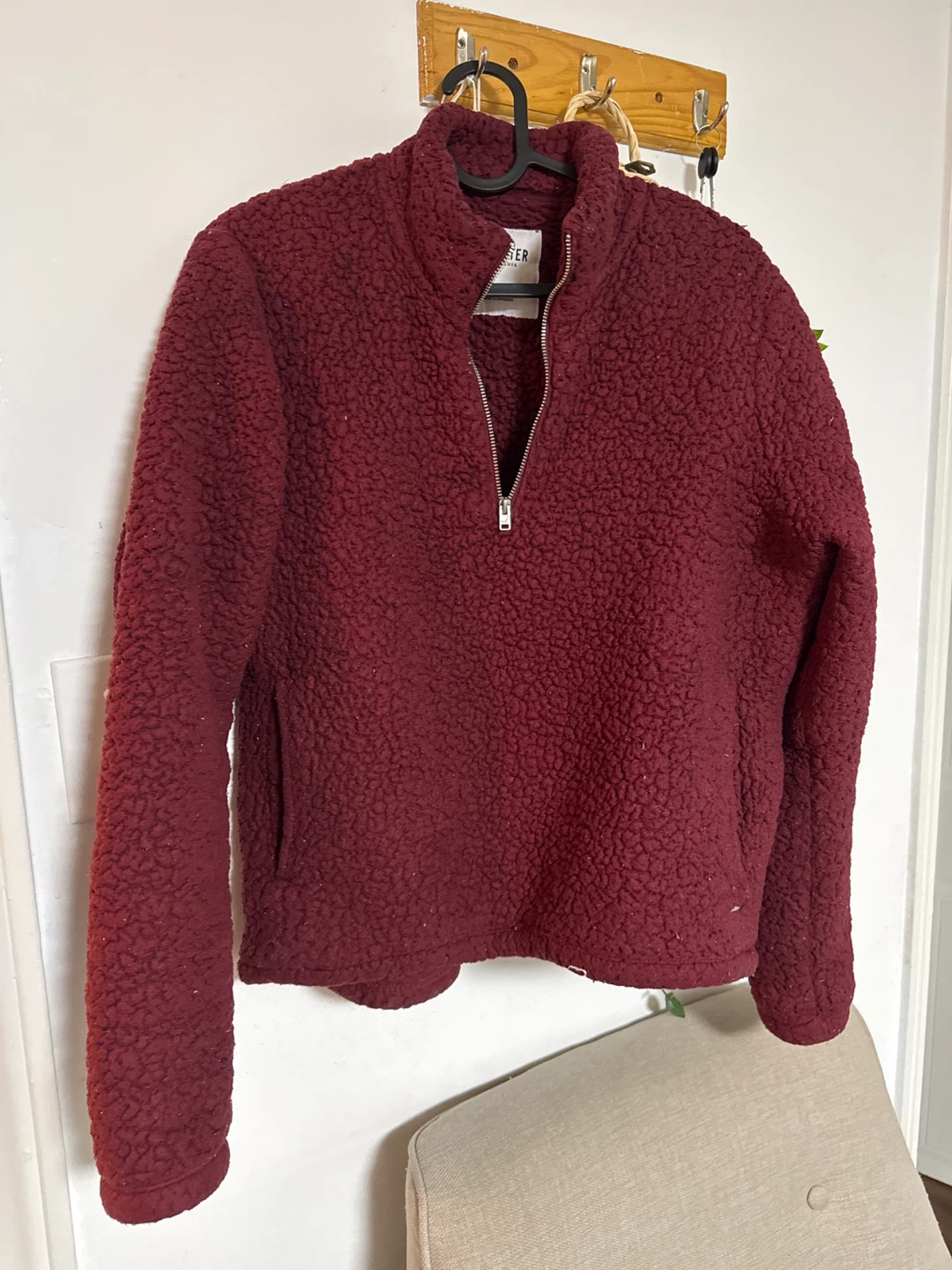 Hollister Sherpa Pullover - Size S