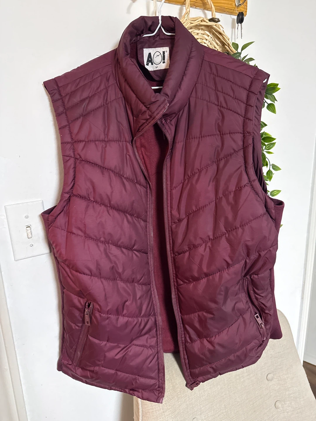 AOI Puffer Vest - Size Medium