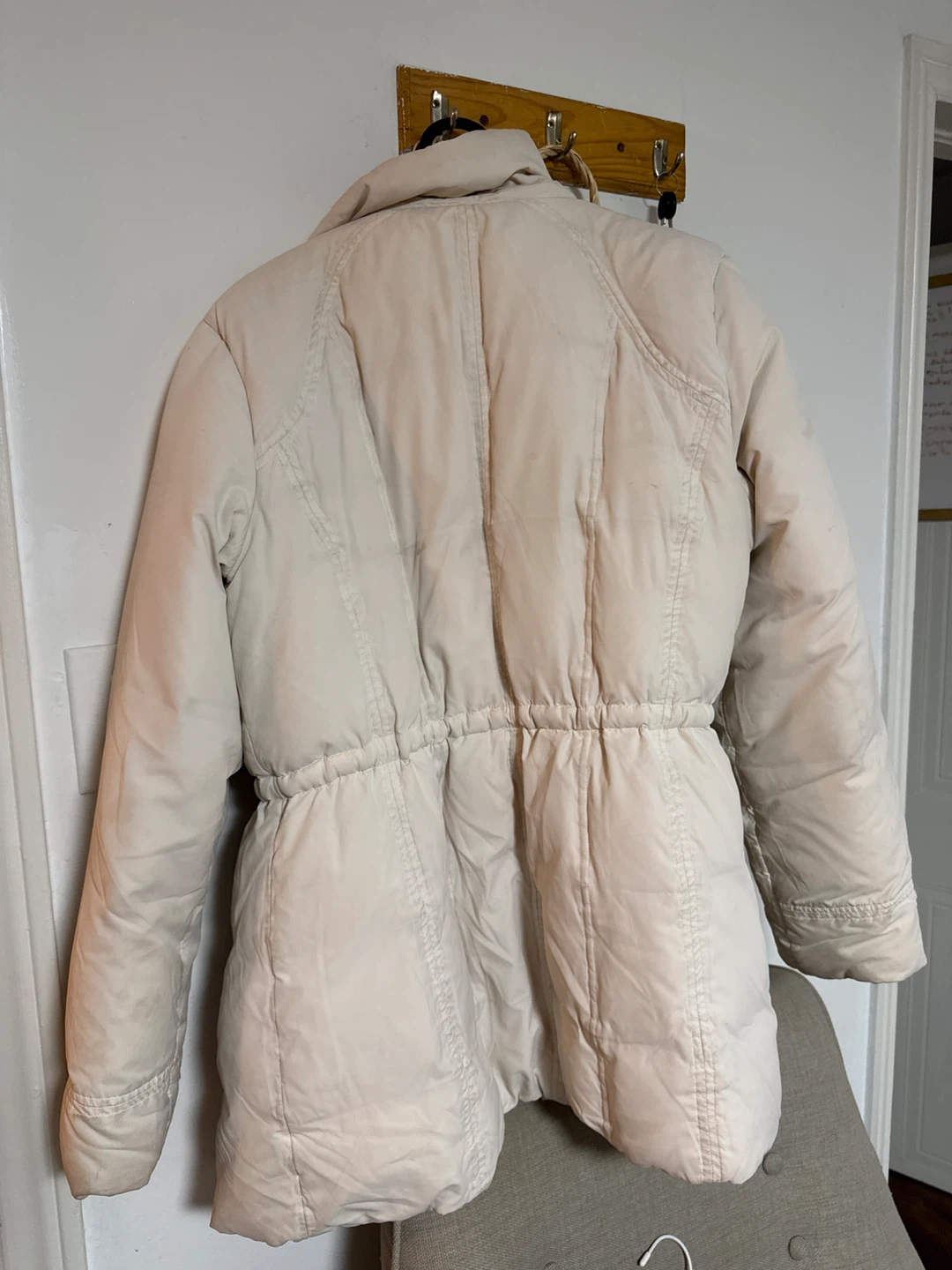 Marvin Richards Beige Puffer Jacket - photo 3