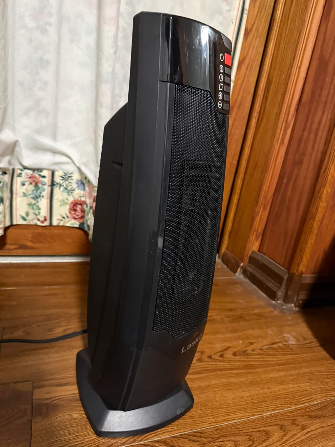 Lasko Tower Heater - Black - photo 4