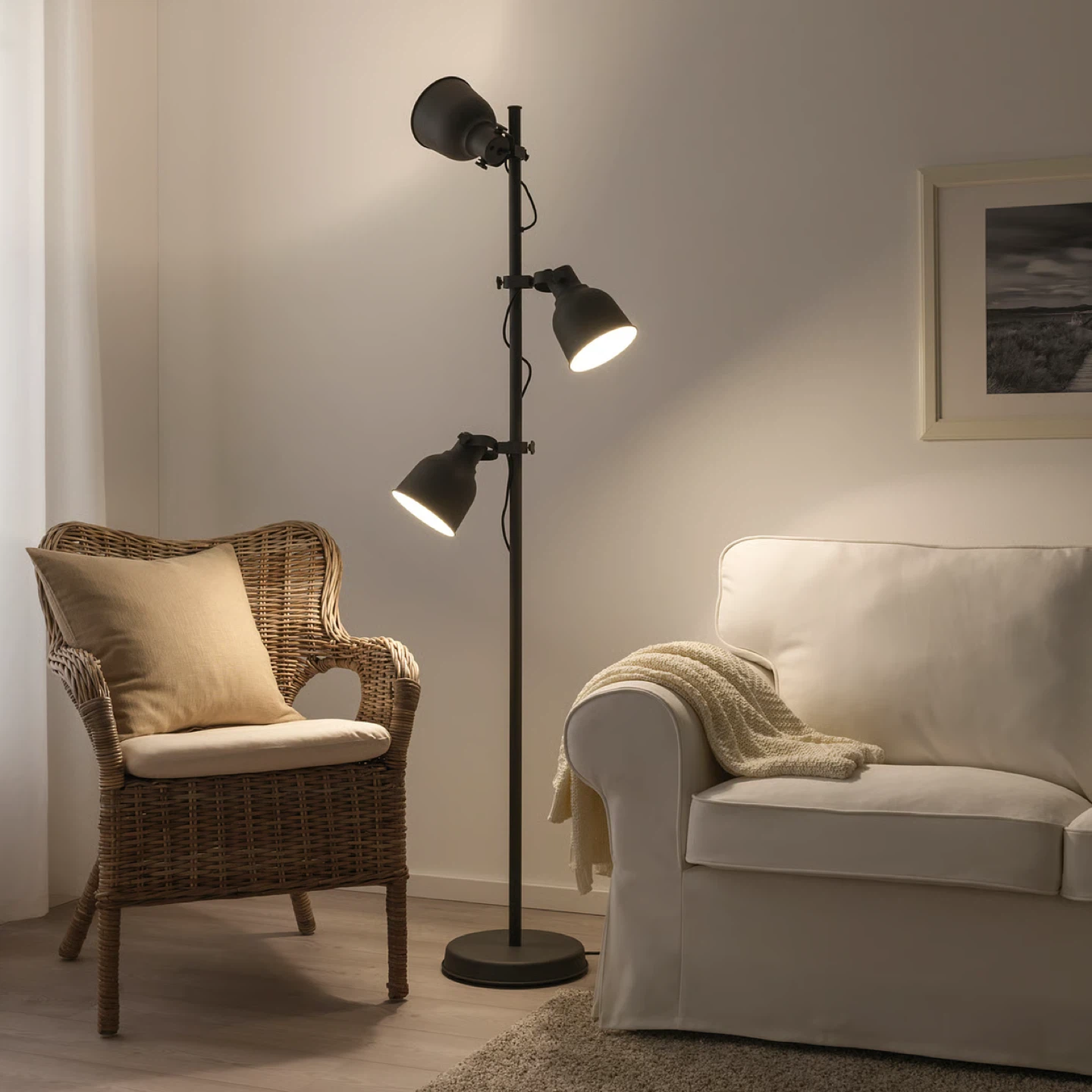Floor Lamp - Adjustable Spotlight - photo 4