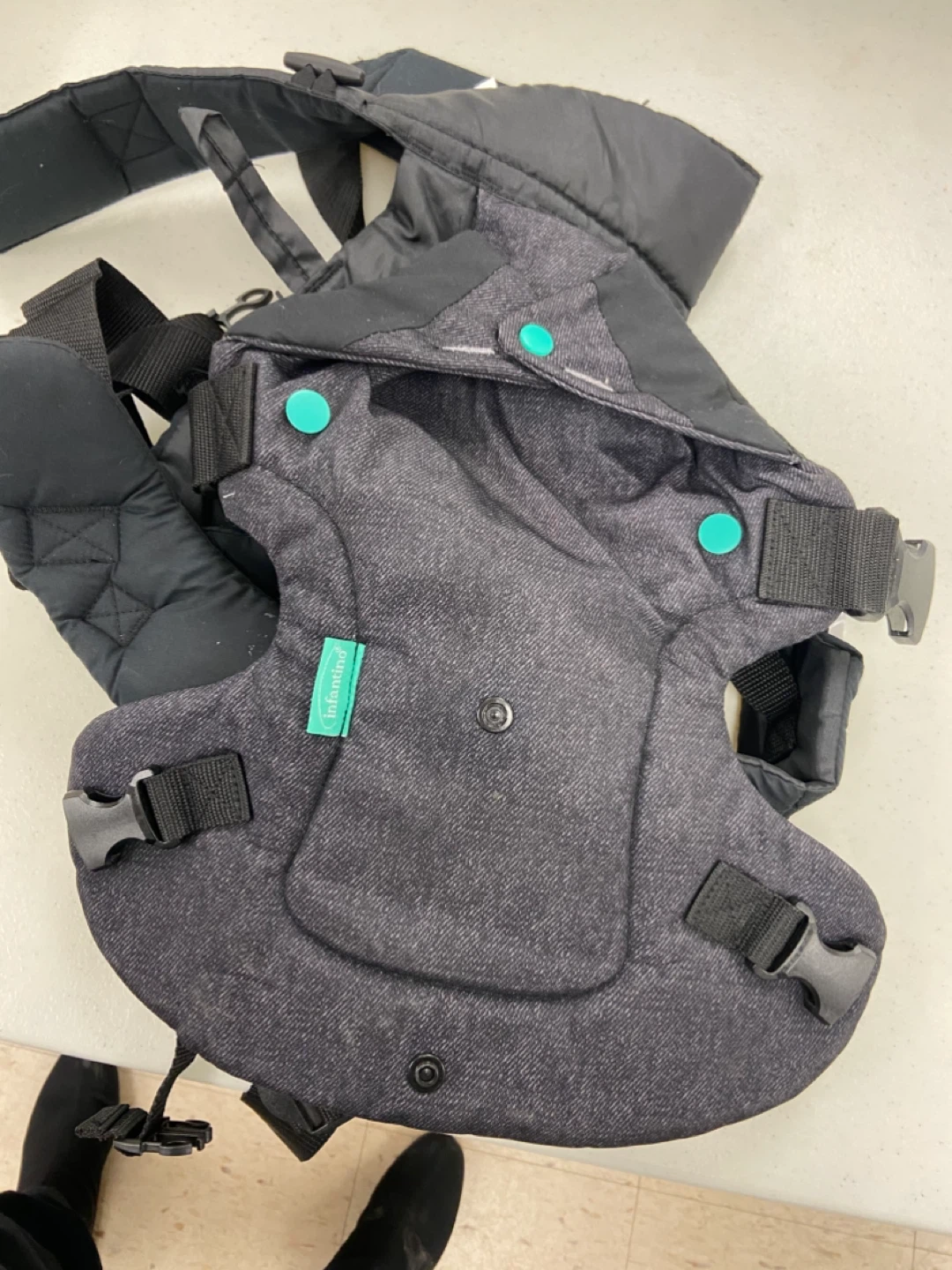 Infantino Baby Carrier - Grey
