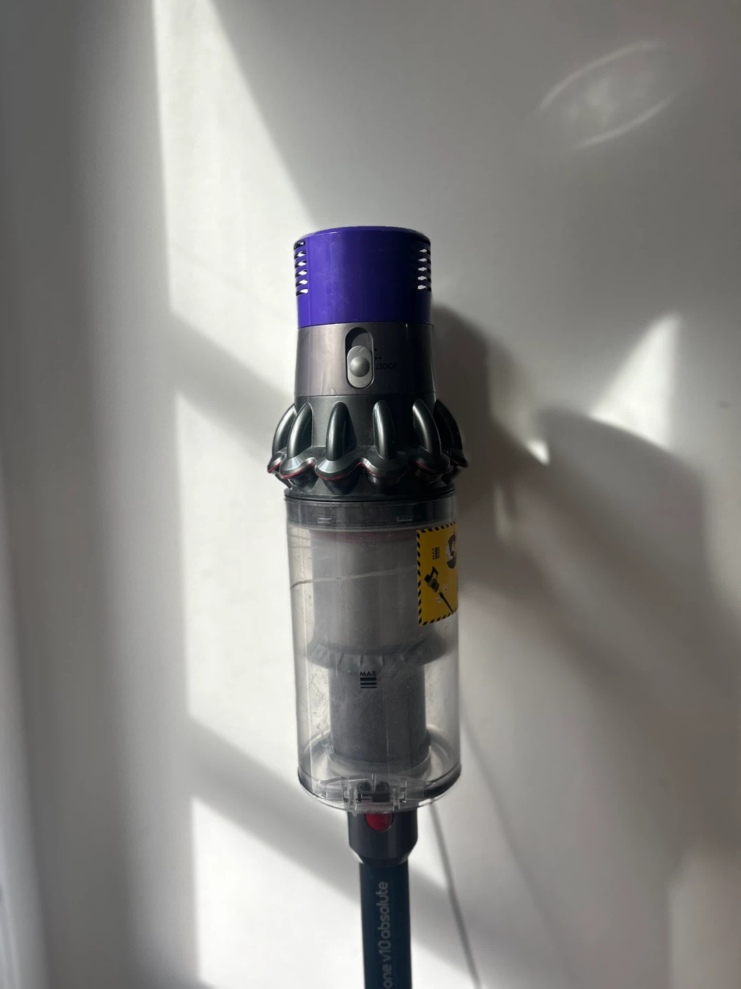 Dyson V10 Absolute Cordless Vacuum - photo 2