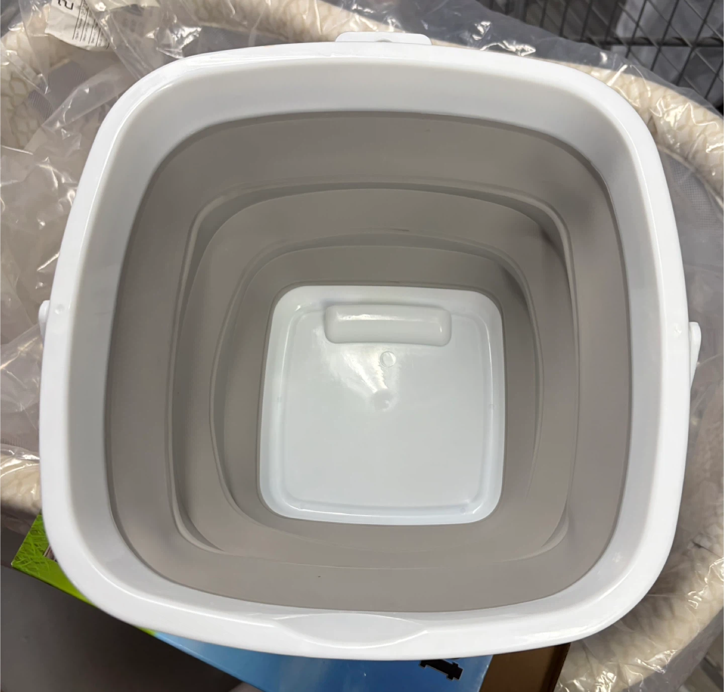 Folding Collapsible Bucket 10 L – Perfect for Camping/Cleaning!