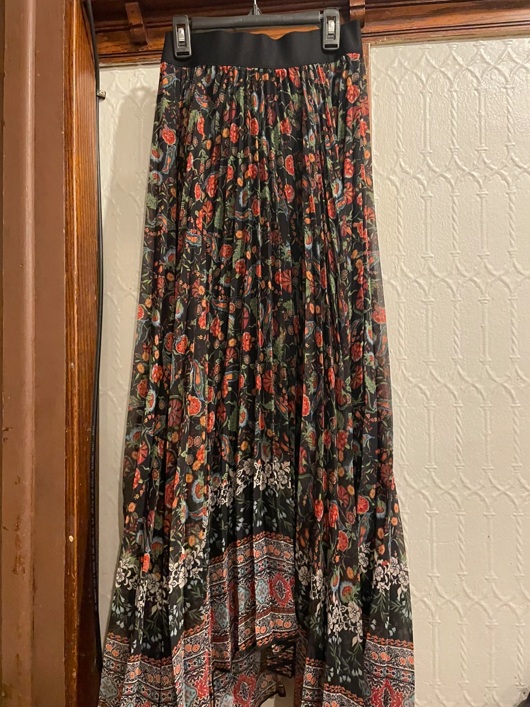 Alice + Olivia Paradise Multi Pleated Skirt - Size 0 - photo 4