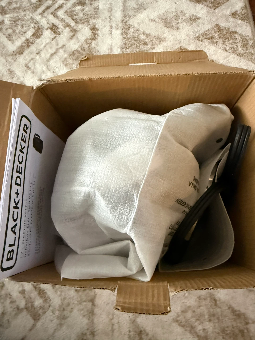 Black+Decker 1.7L Rapid Boil Electric Kettle - photo 2