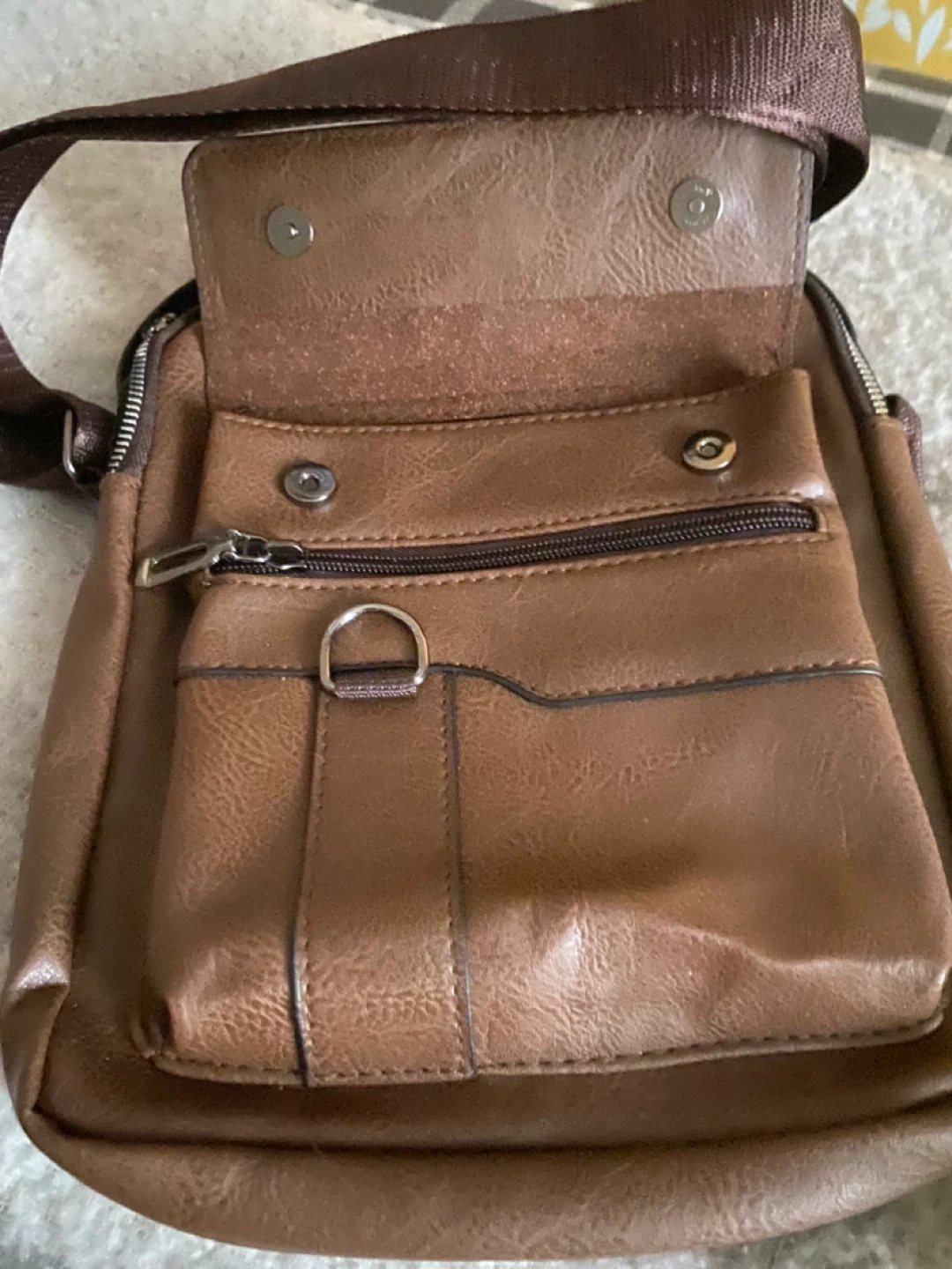 PU Leather Crossbody Bag 🥉 - photo 3