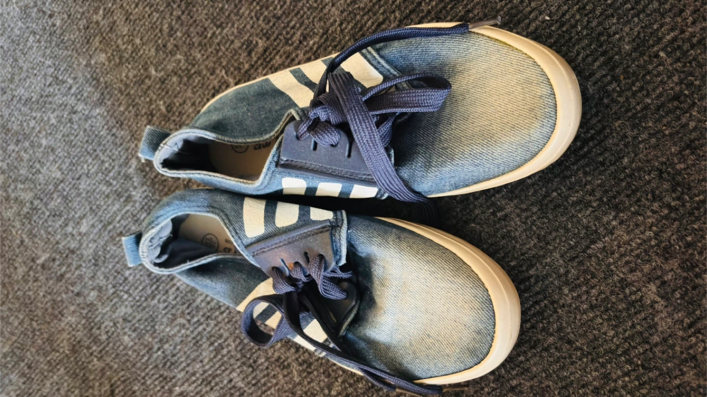 Jianai Denim Sneakers