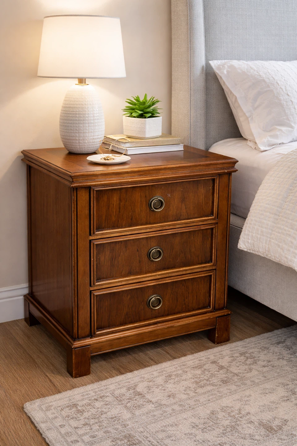 Wood 3-Drawer Nightstand