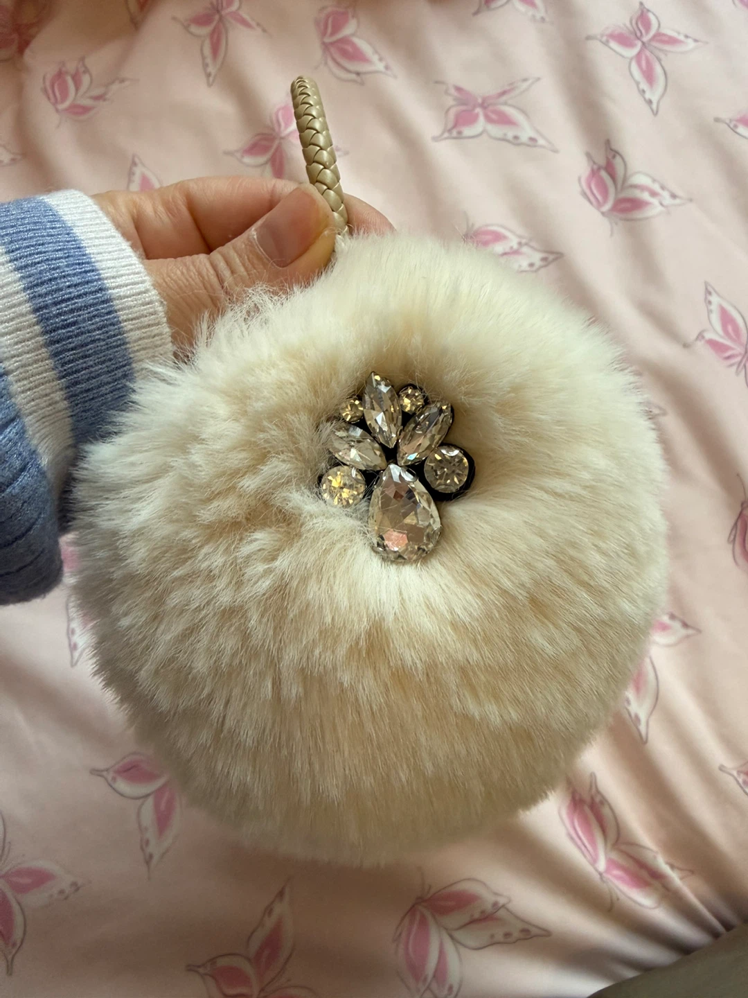 House of Harlow- Cream Faux Fur - photo 3