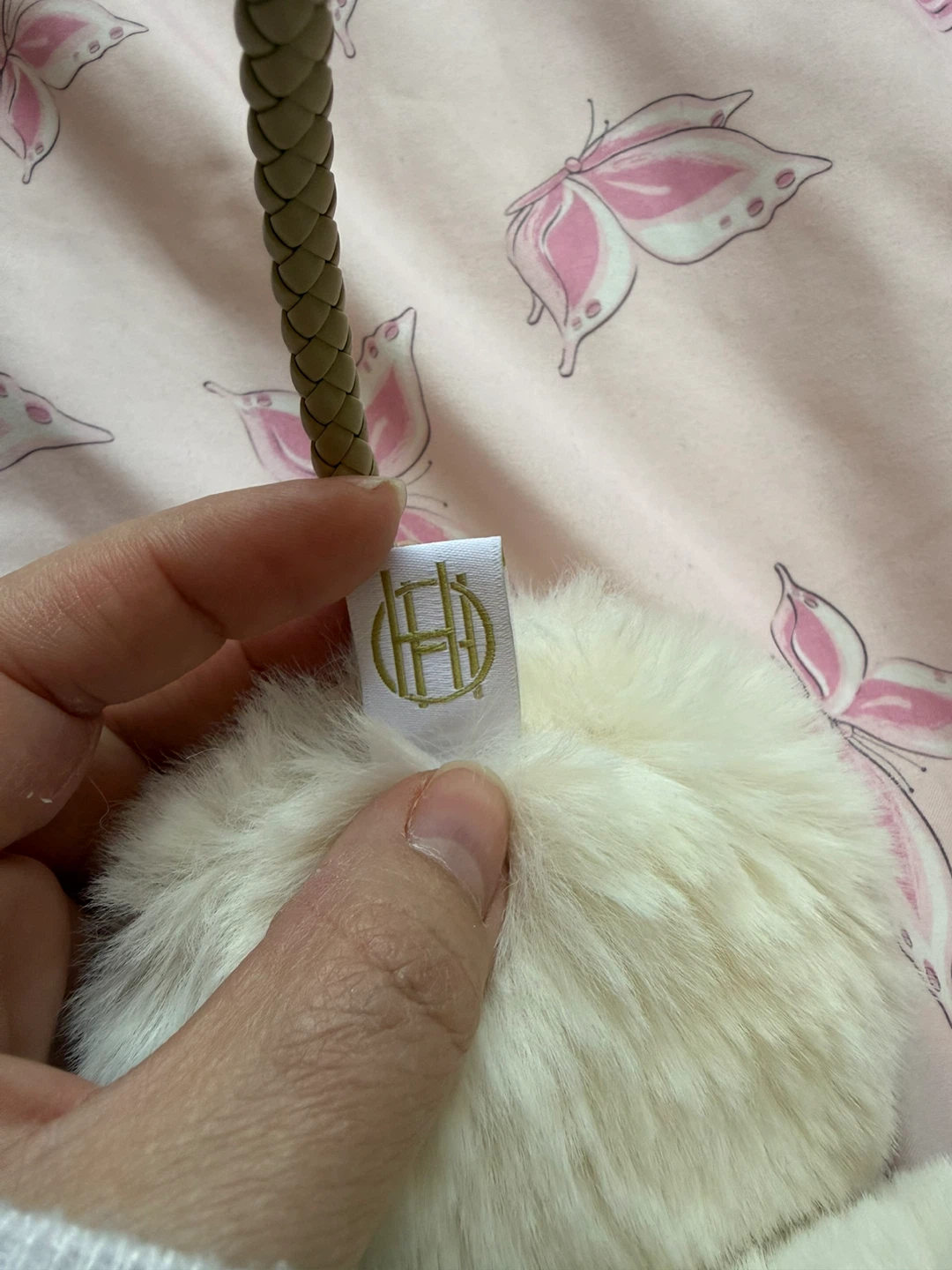 House of Harlow- Cream Faux Fur - photo 4