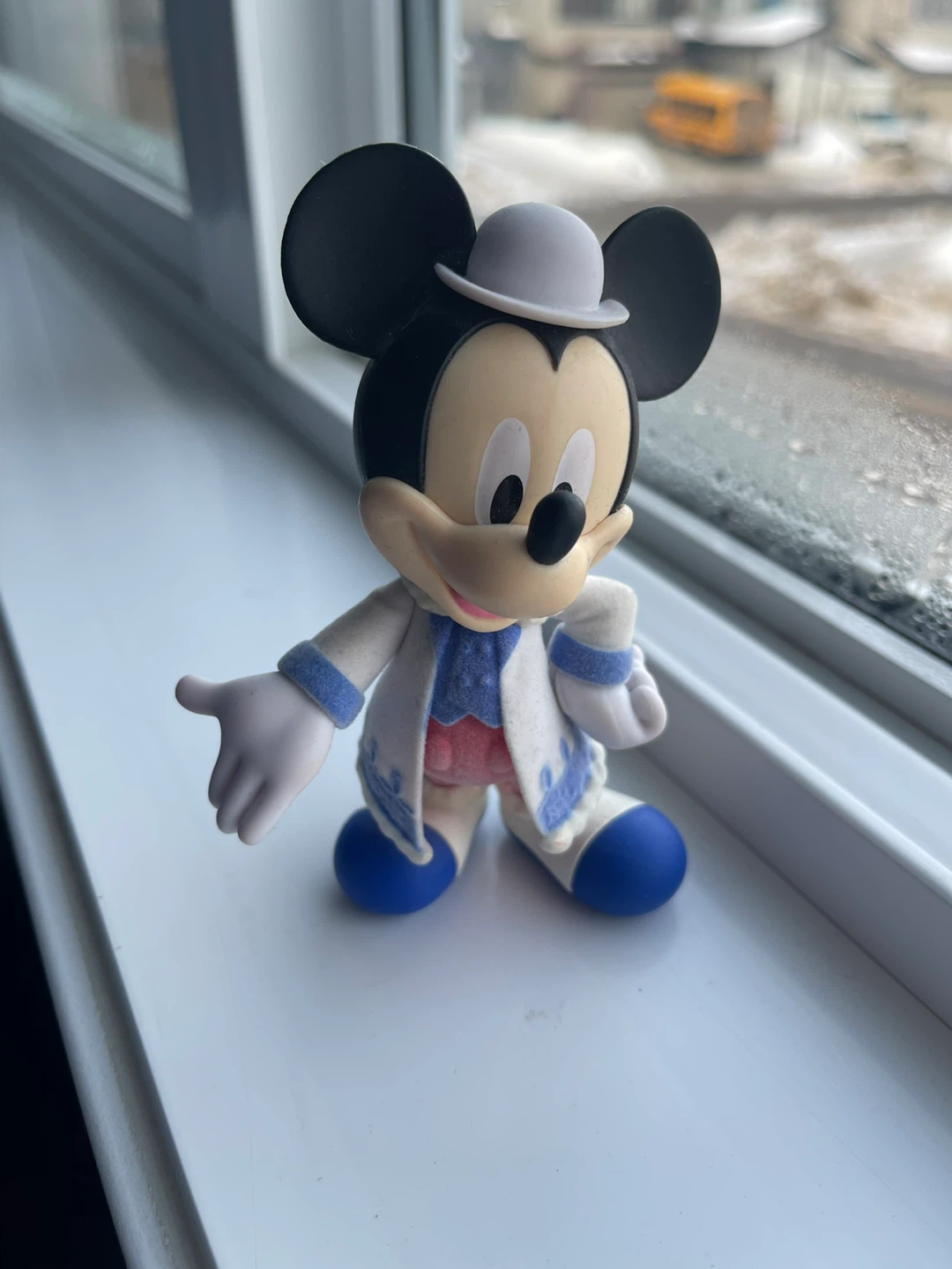 Disney Mickey Mouse Figurine