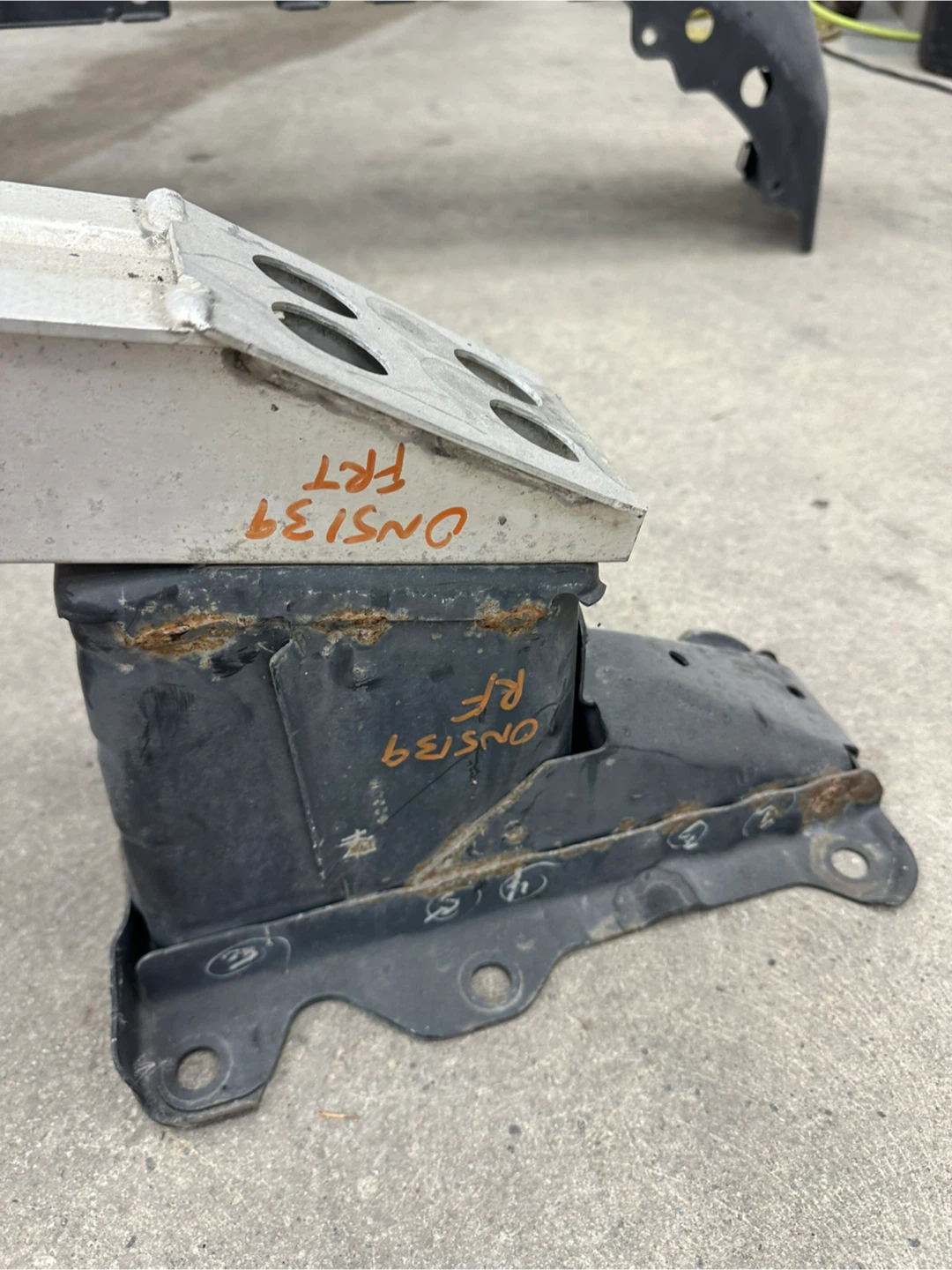 2019 Honda  CRV front lower bumper and reinforcement - photo 5