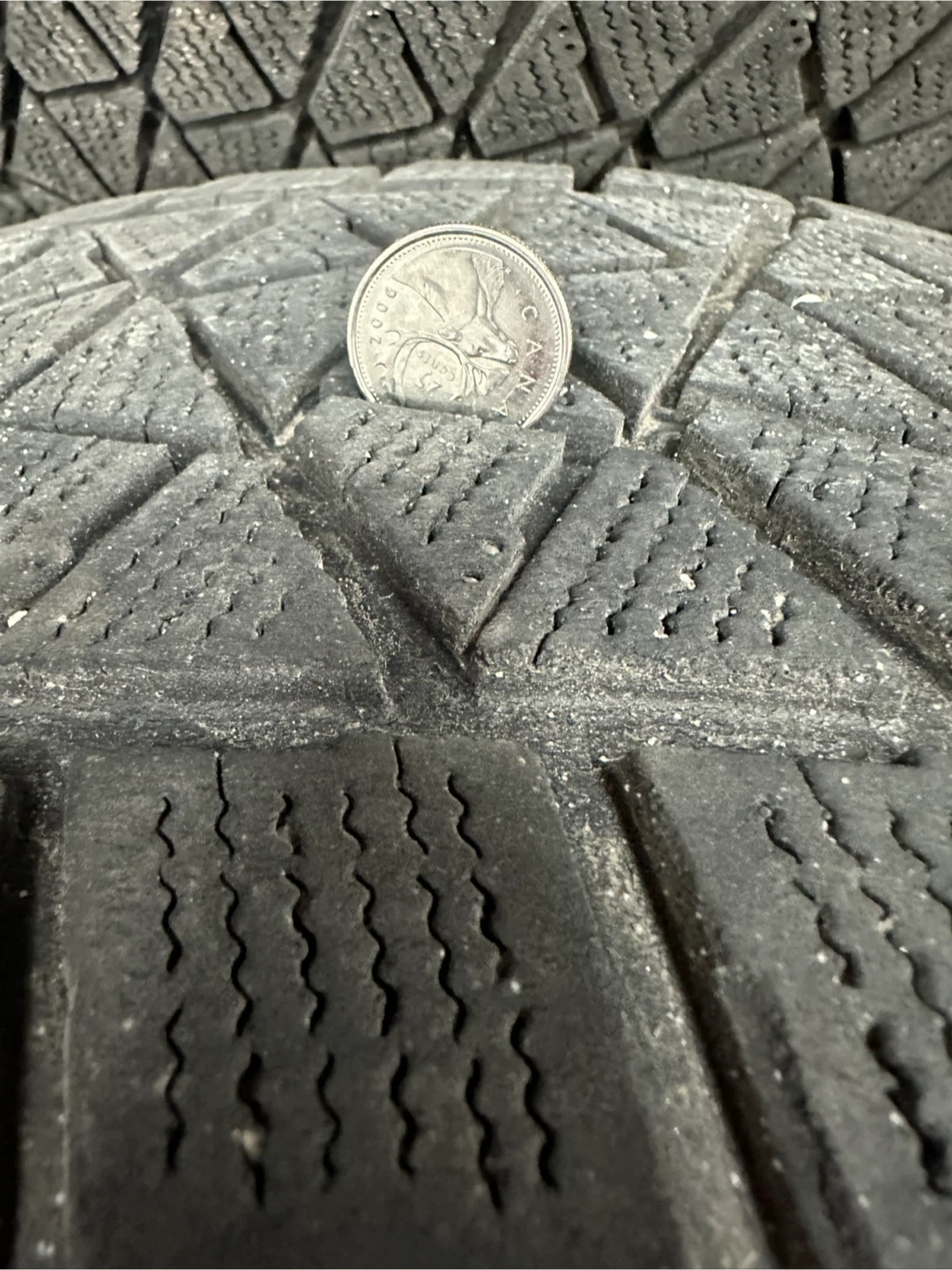Bridgestone DM-V2 Winter Tires 235/65R18
