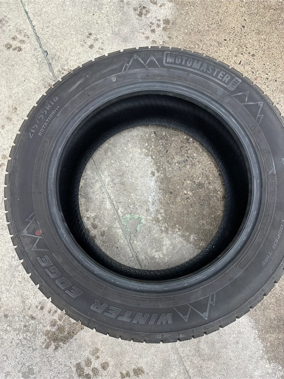 Motomaster Winter Edge Tire 215/55R16