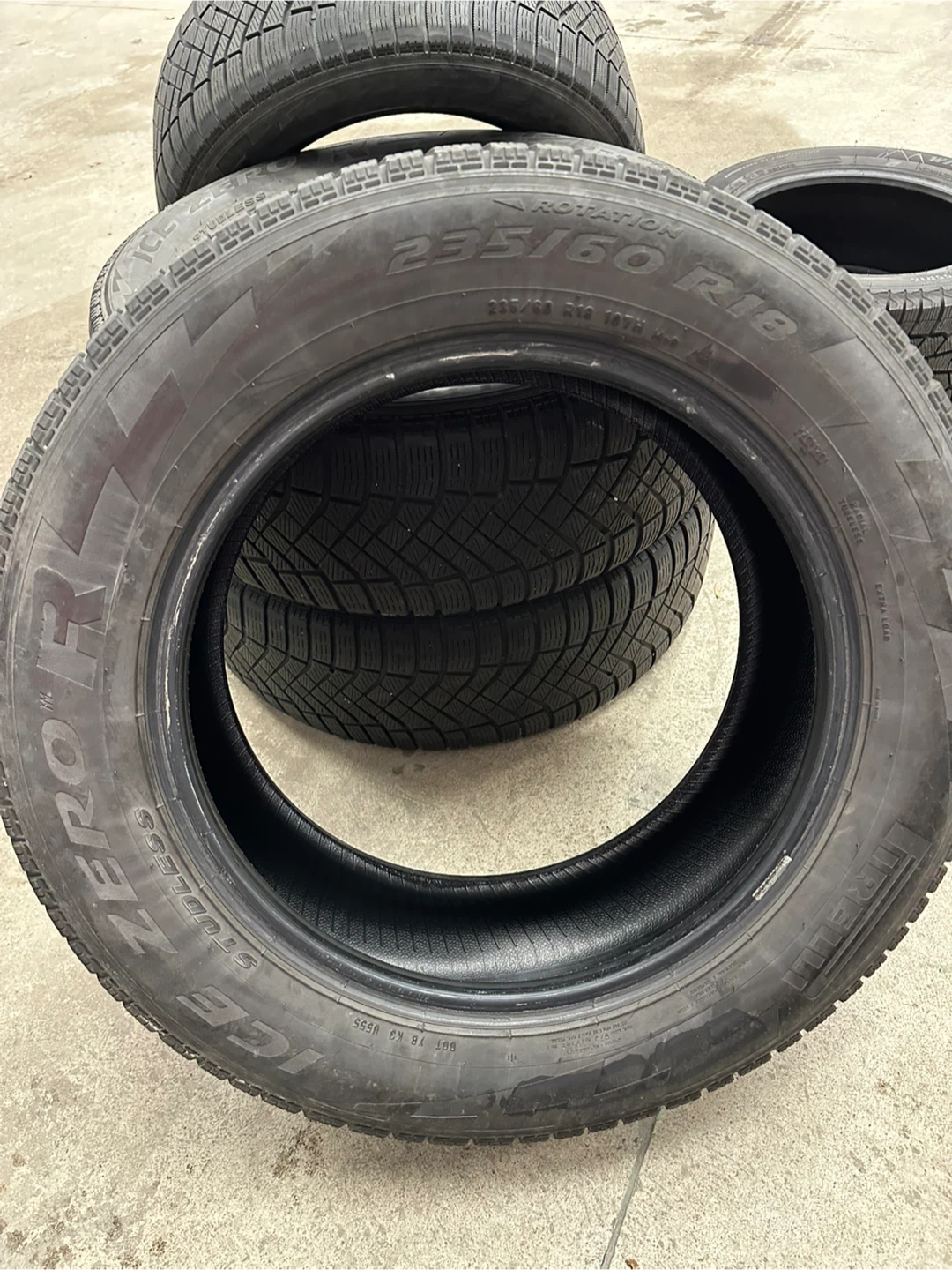 Pirelli Ice Zero FR Studless 235/60R18 Winter Tires