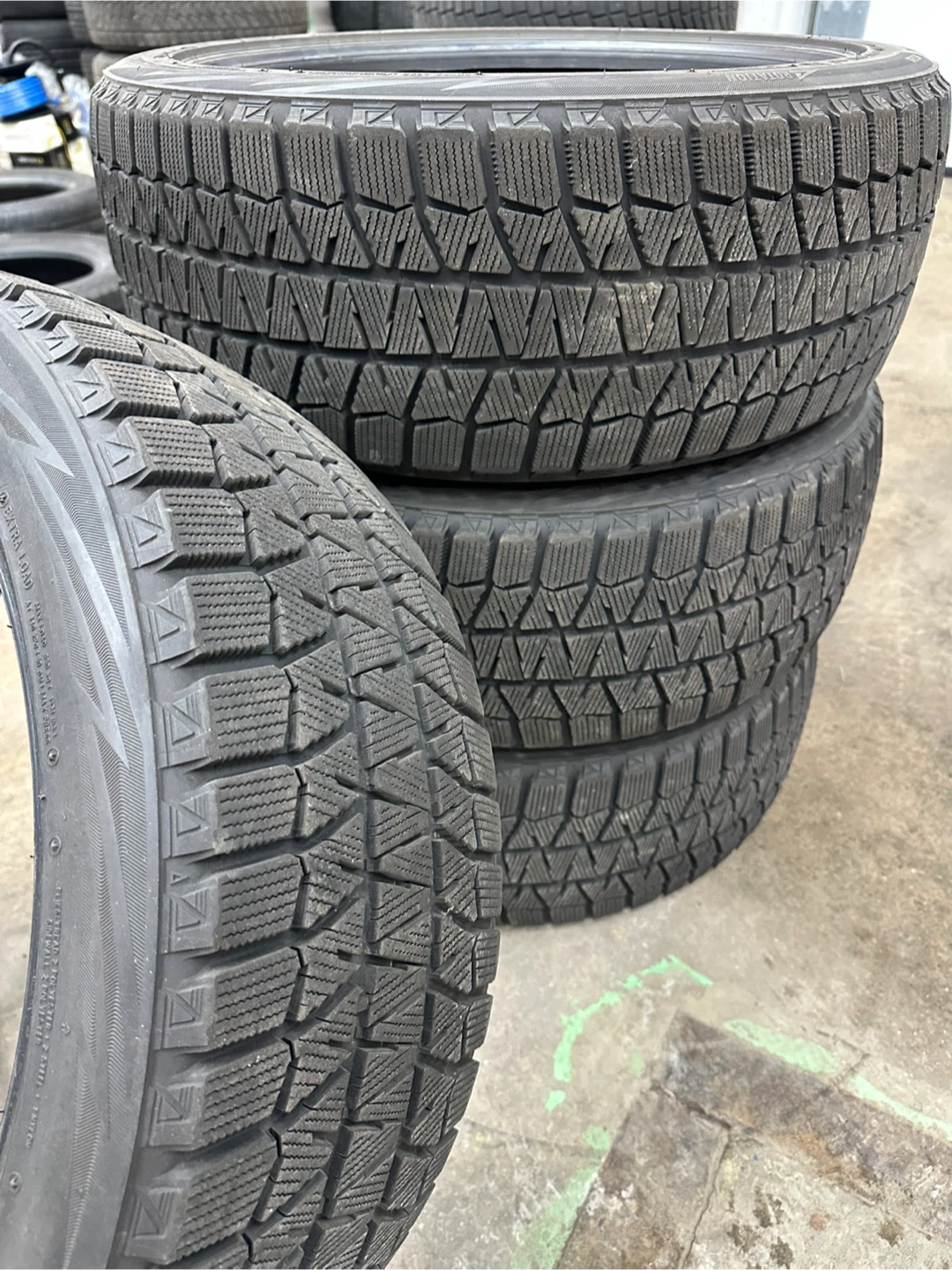 Bridgestone Blizzak 225/45R18 Winter Tires - photo 3