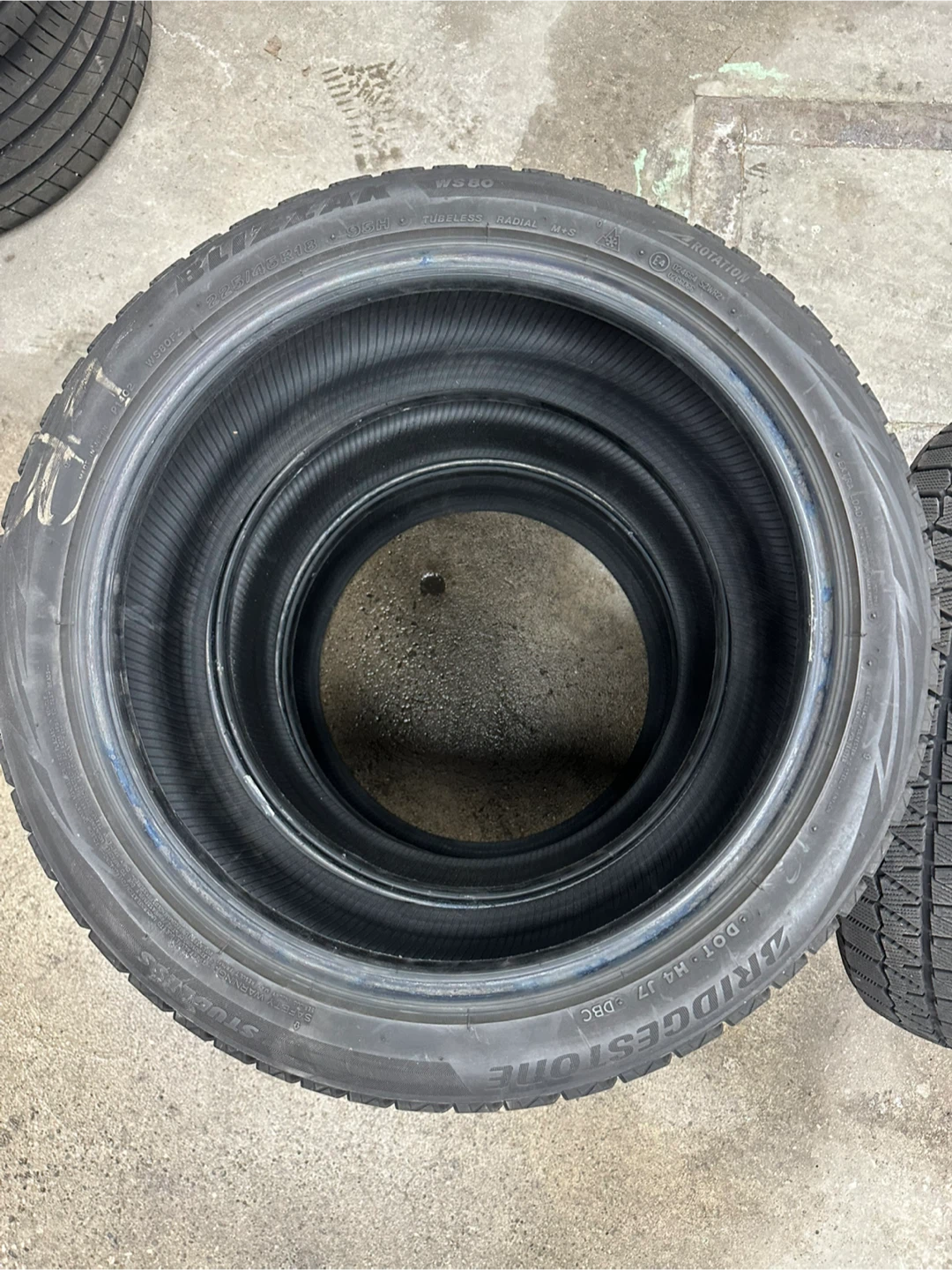 Bridgestone Blizzak 225/45R18 Winter Tires - photo 2