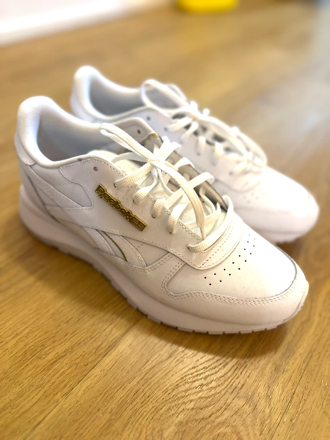 Reebok Classic Leather Women's Shoes - White