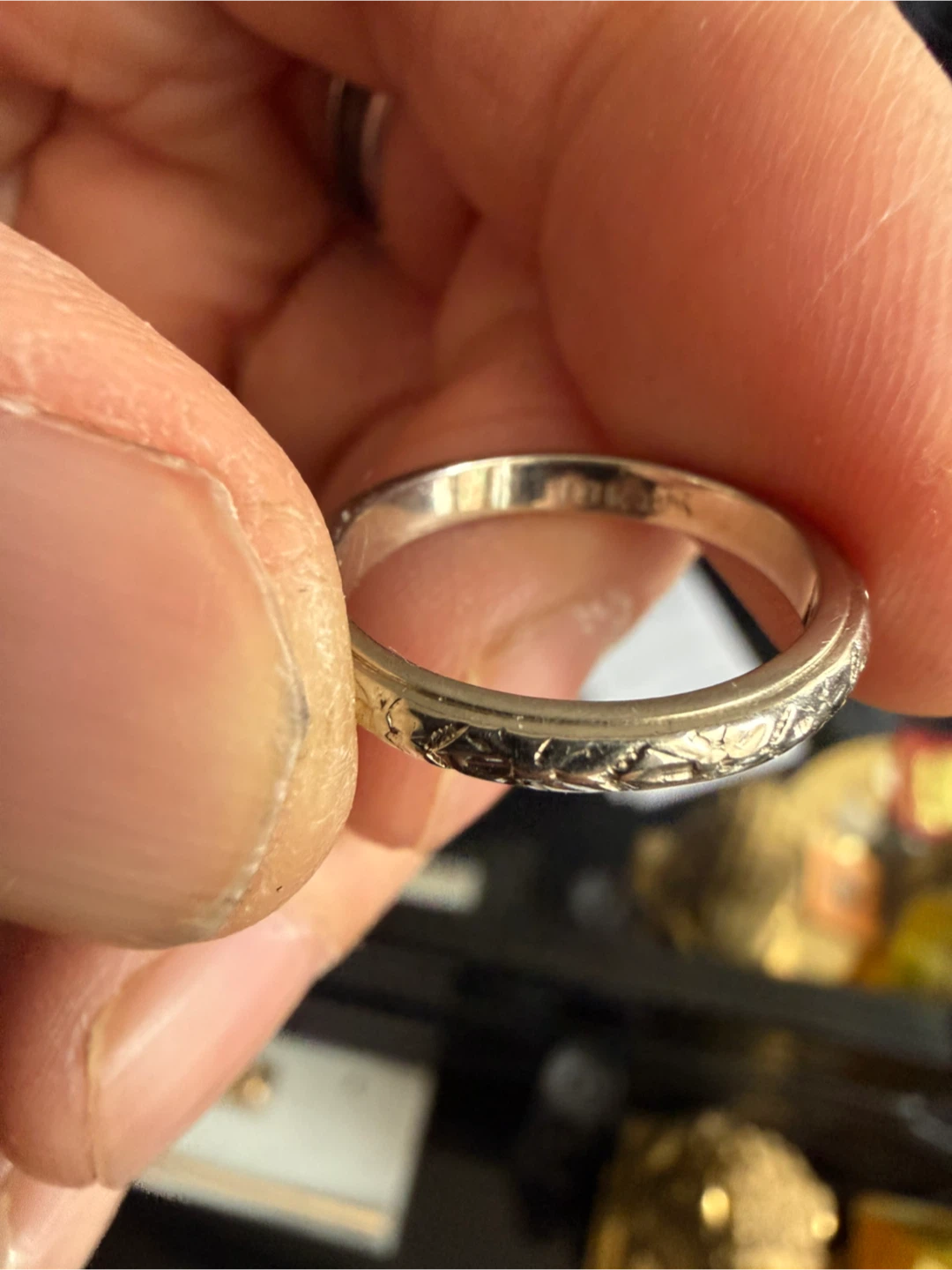 18K Gold Ring - 2.80g