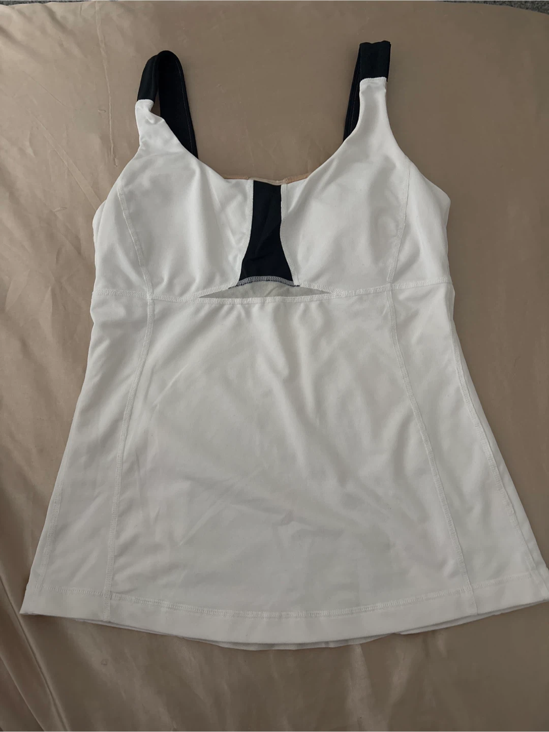 Lululemon White Tank Top - photo 2