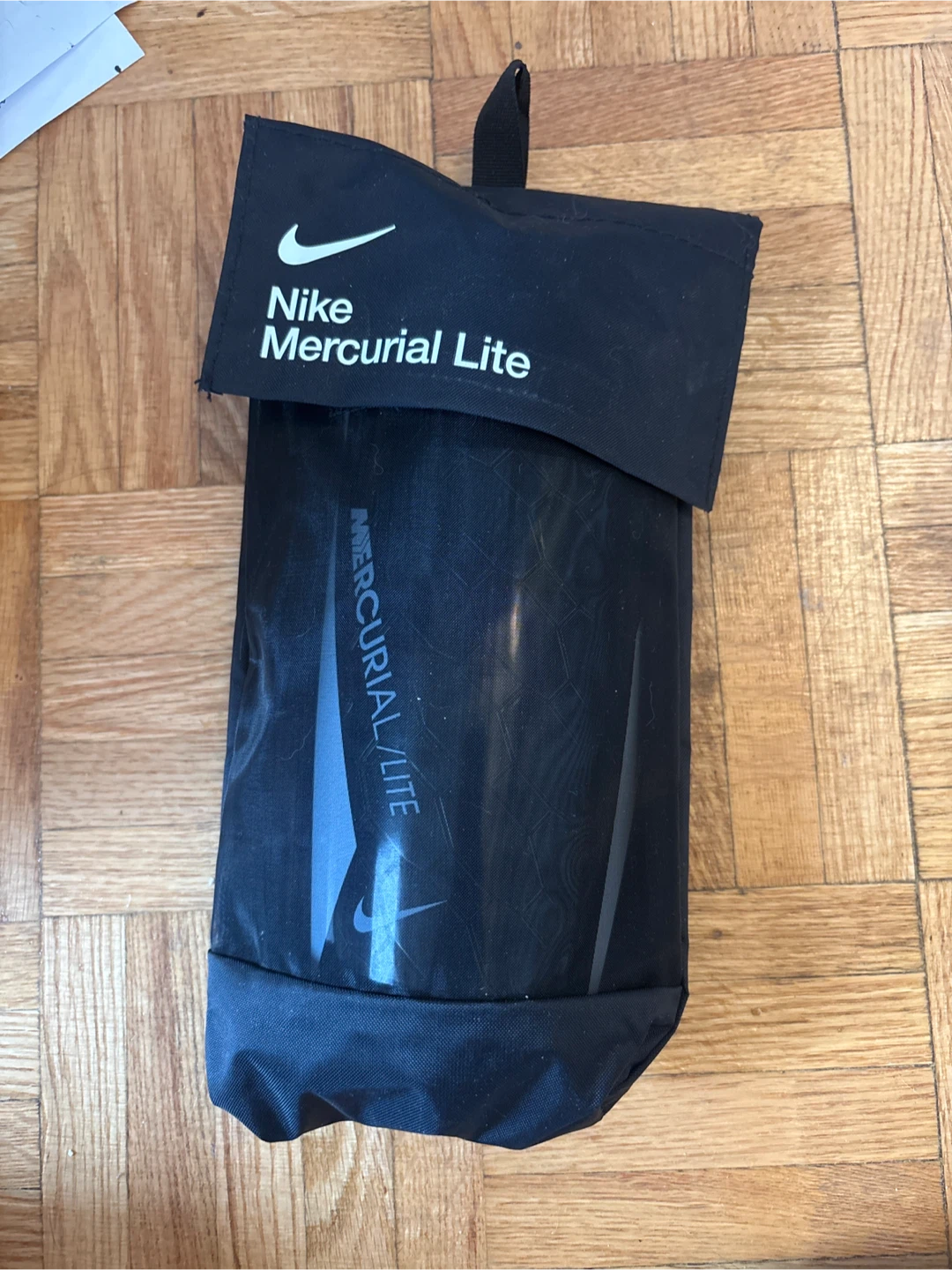 Nike Mercurial Lite Shin Guards with Sleeves