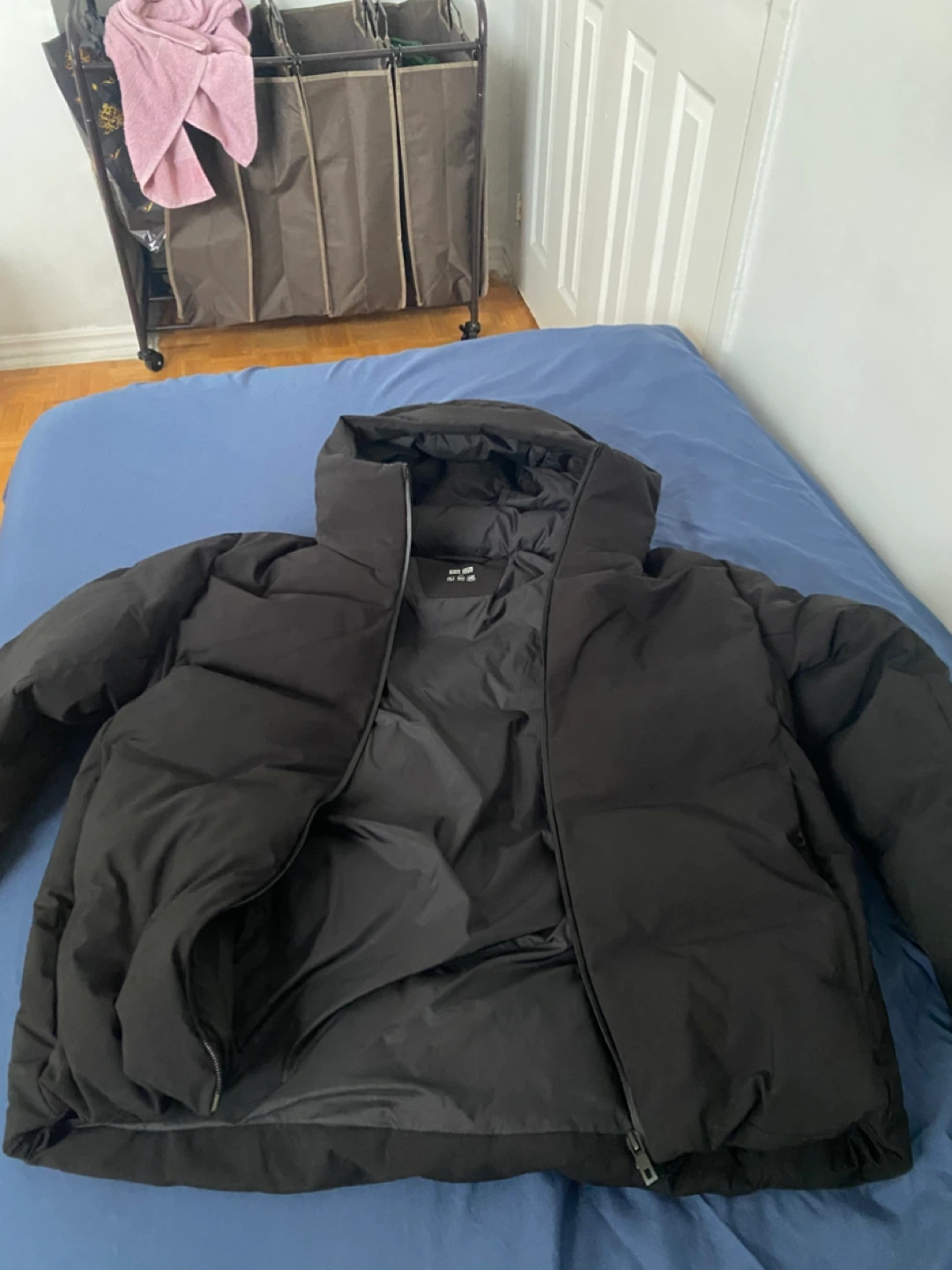 Uniqlo Black Puffer Jacket, Size S - photo 3