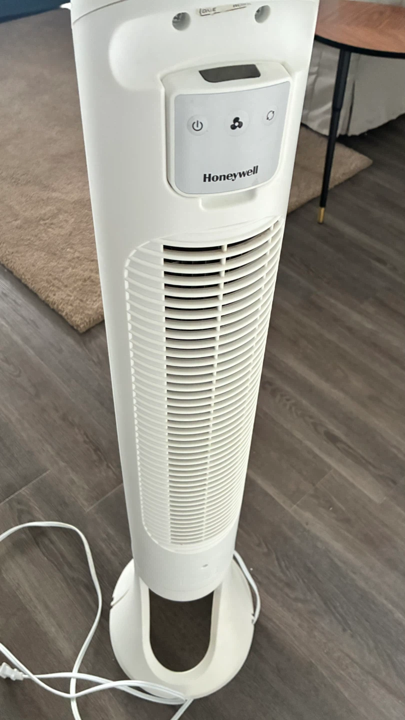Honeywell QuietSet Tower Fan - photo 2