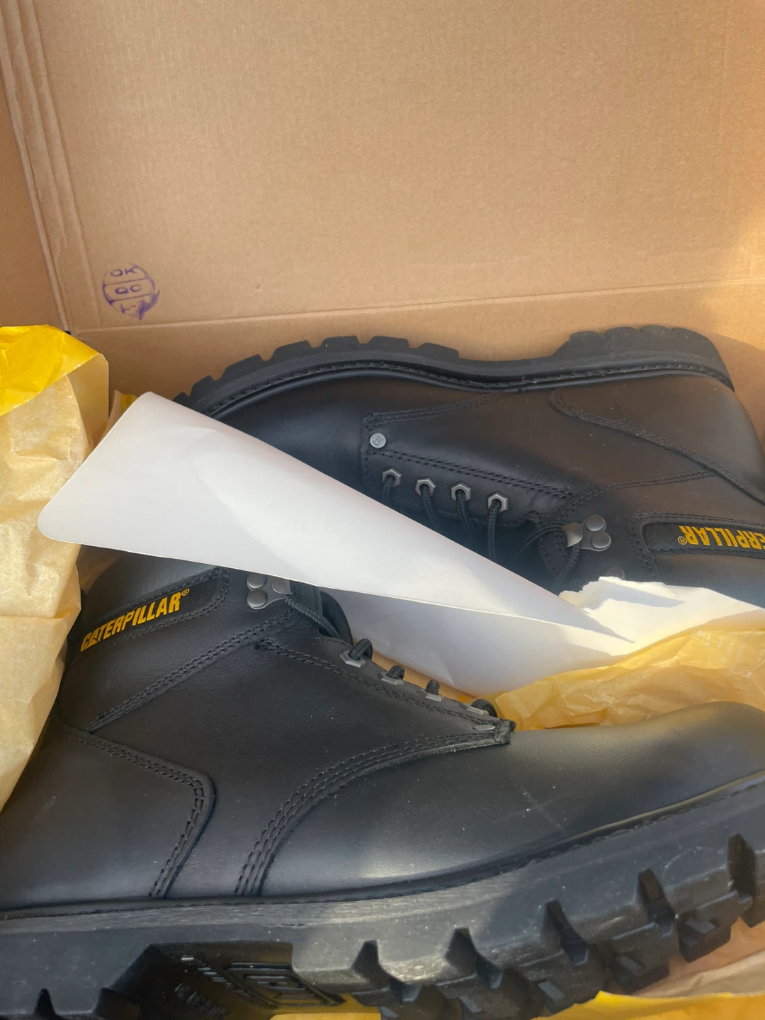 Caterpillar Black Leather Work Boots - photo 2