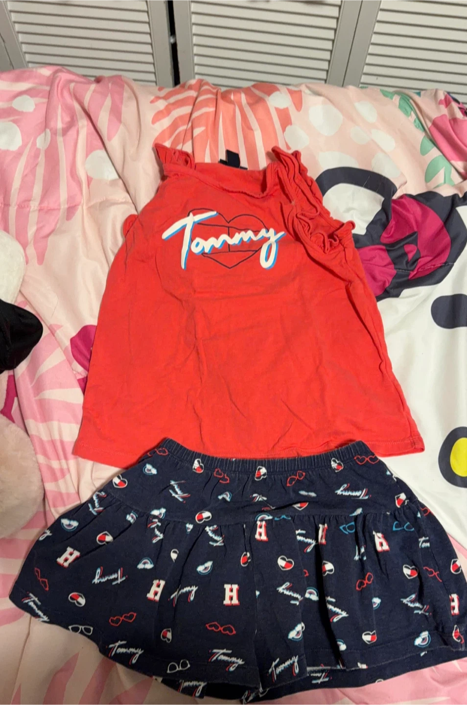 Tommy Hilfiger Girls' Clothing Set Size 8