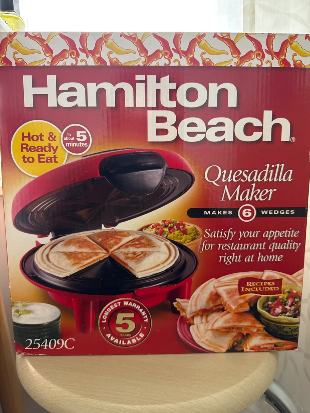 Hamilton Beach Quesadilla Maker - Makes 6 Wedges