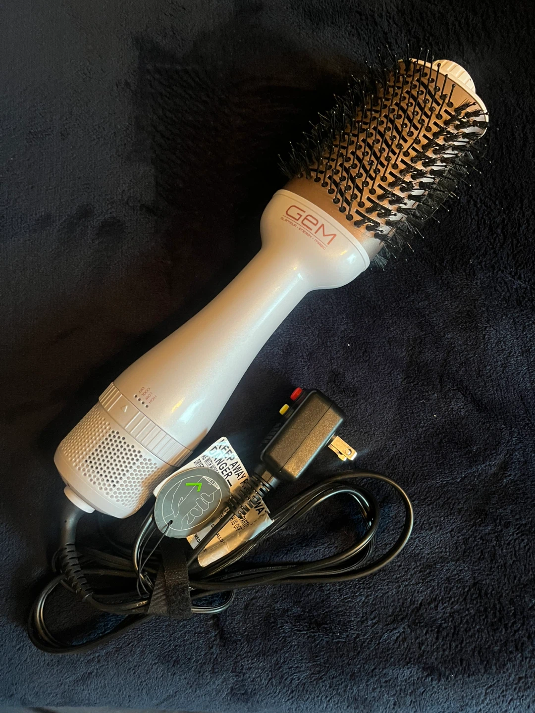 GEM One-Step Hair Dryer & Volumizer Brush