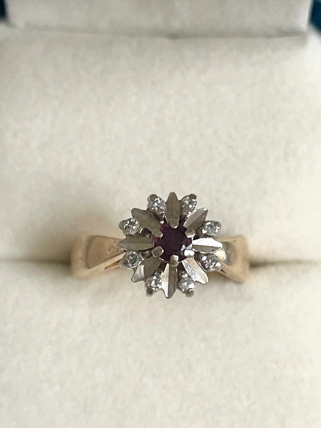 STUNNING 14K Solid Gold Ring - Vintage, 5.15 grams - photo 4