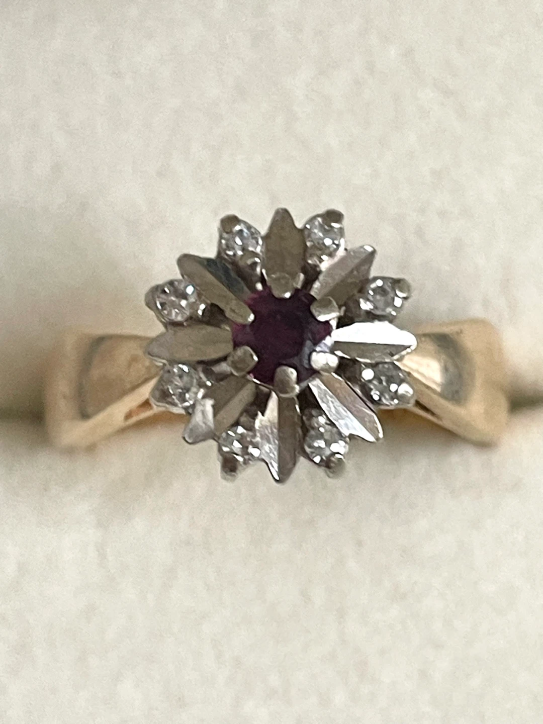 STUNNING 14K Solid Gold Ring - Vintage, 5.15 grams - photo 5