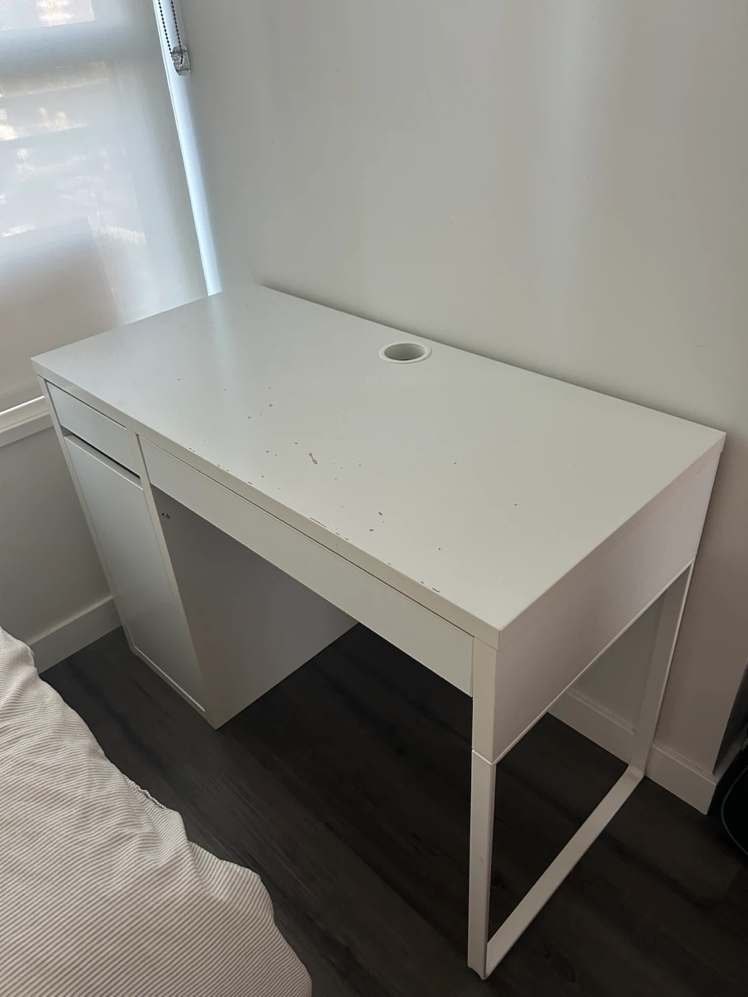 Ikea White Desk with Drawers