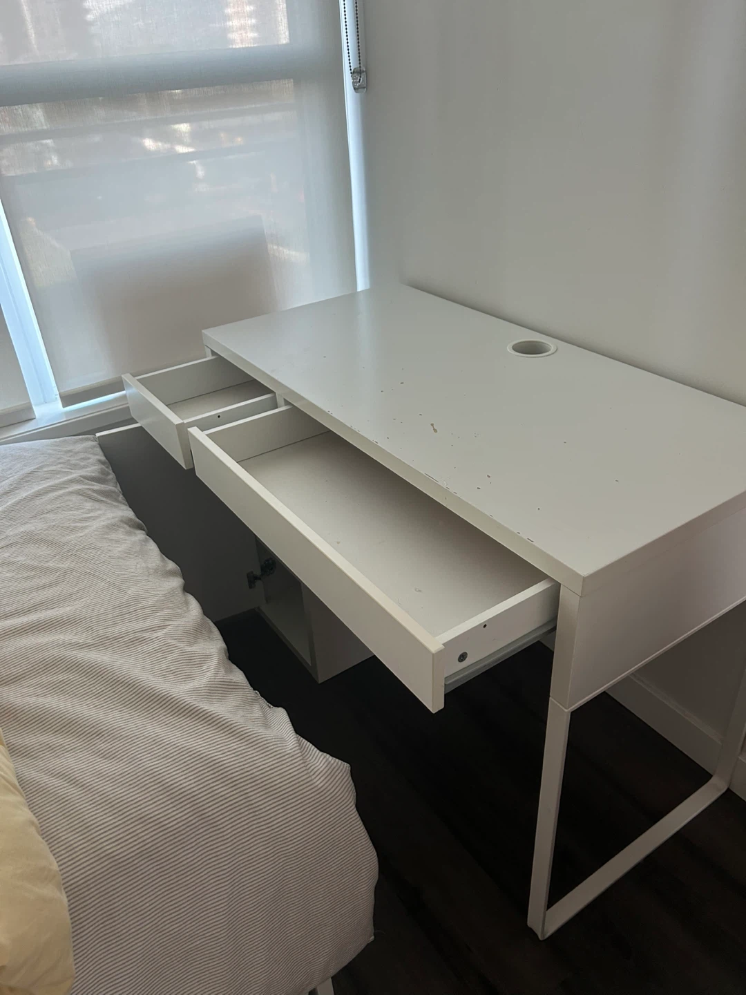 Ikea White Desk with Drawers - photo 2