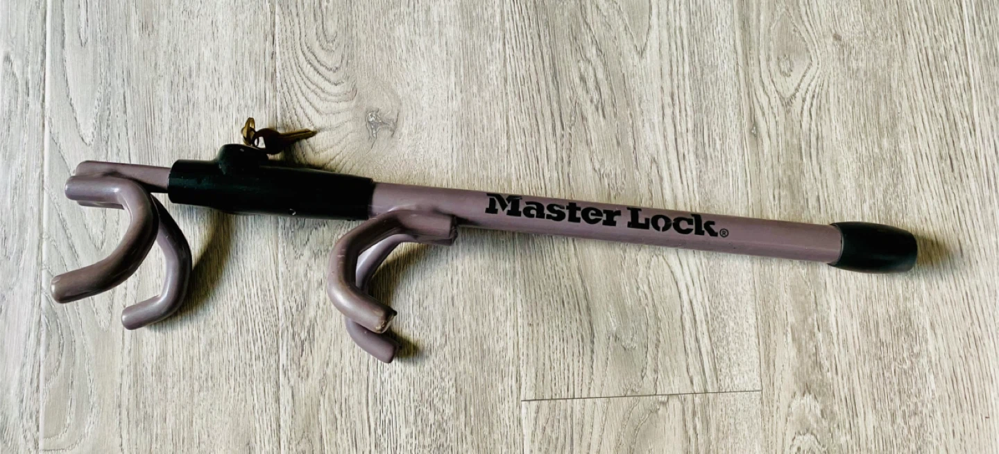 MASTER LOCK AUTO STEERING WHEEL LOCK - photo 3