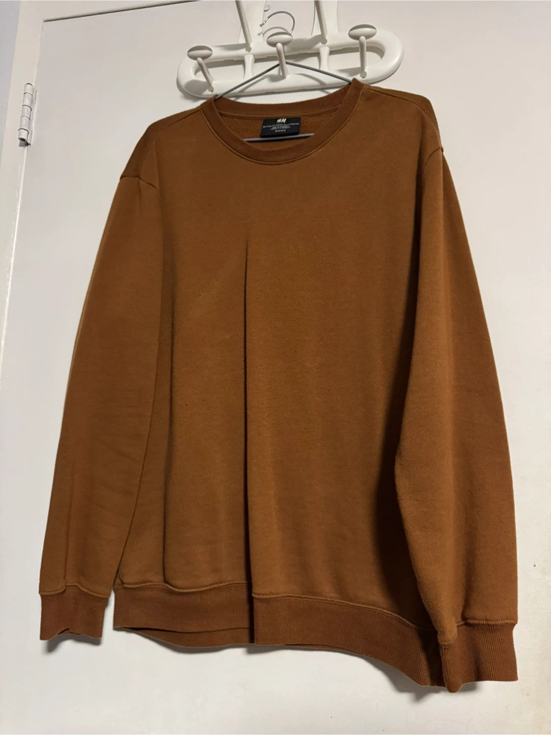 H&M Brown Crewneck Sweatshirt - Size M