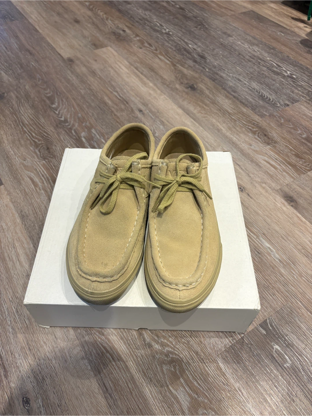 Vans carver lows and  Beige US 8