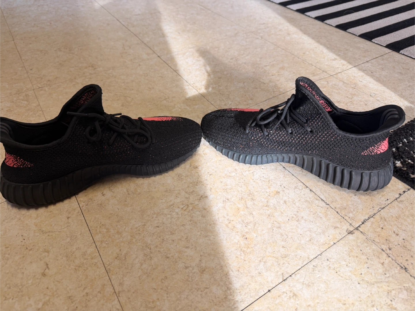 Adidas Yeezy Boost 350 V2 Red Stripe - photo 5