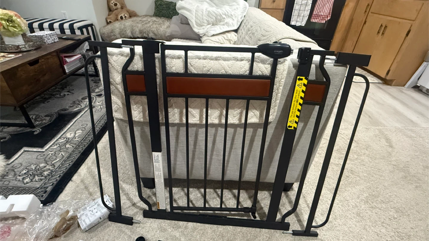 Regalo Baby/ Pet Gate - Black - photo 3