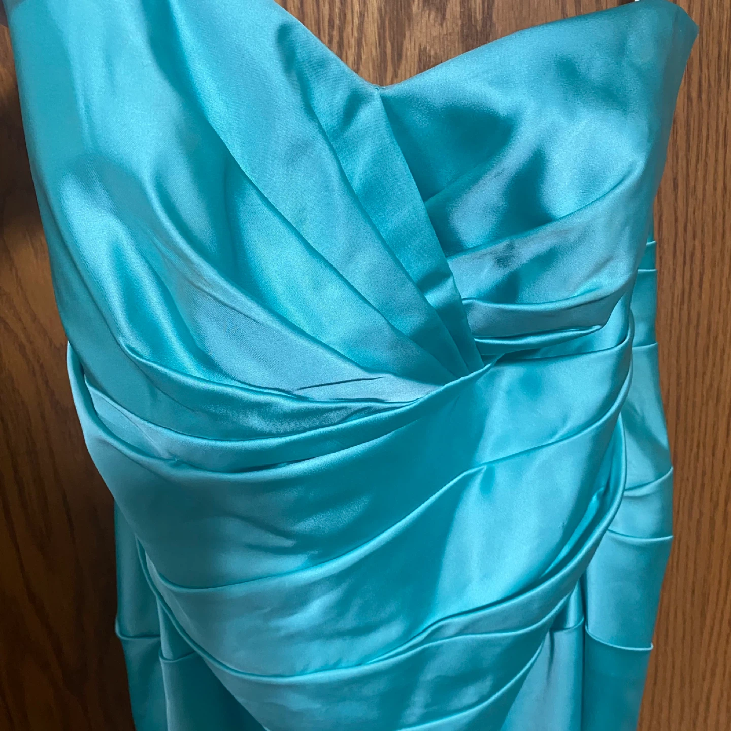 This gorgeous strapless dress - photo 4